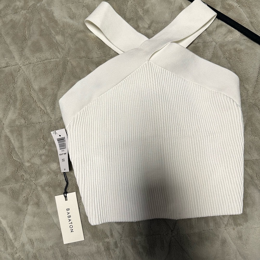 Babaton Aritzia top. Size small